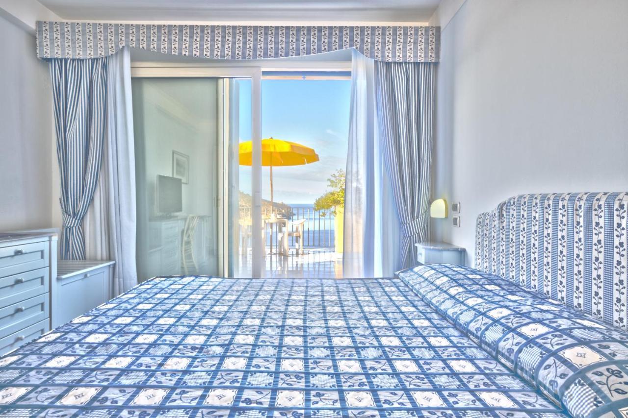 Hotel Santa Caterina パリヌロ エクステリア 写真